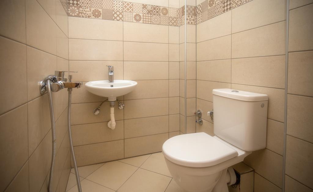 קואינירה Aphrodite Villas מראה חיצוני תמונה