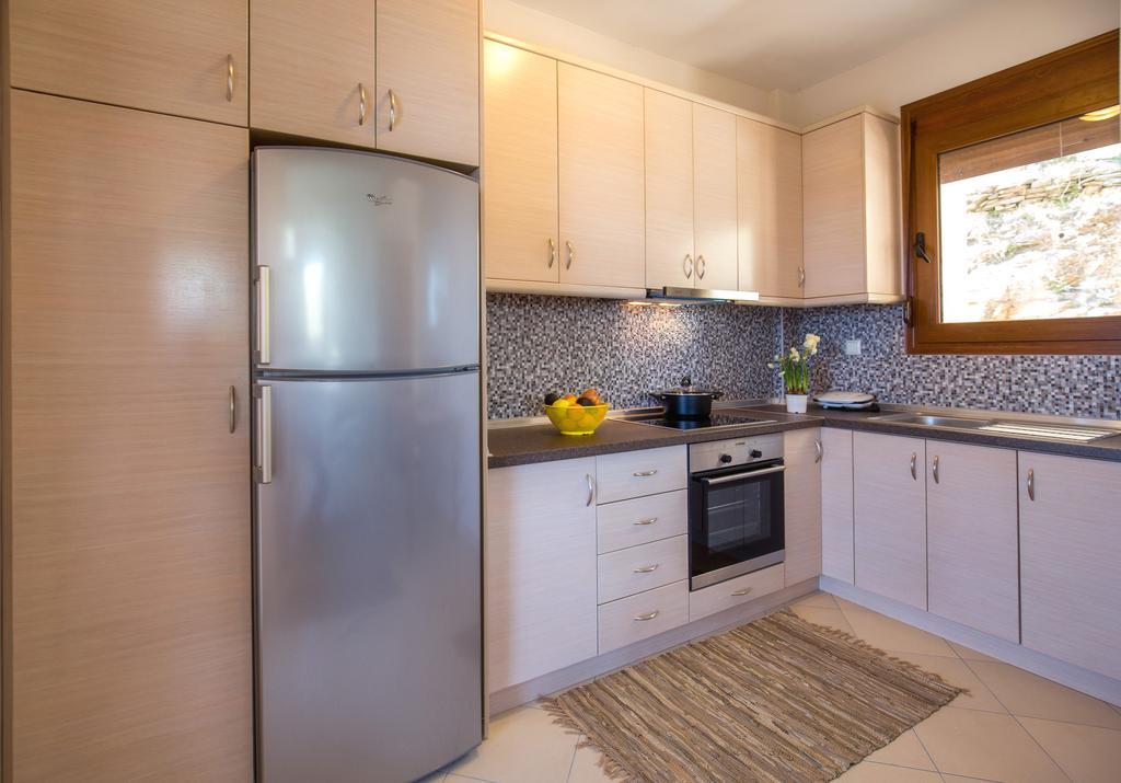 קואינירה Aphrodite Villas מראה חיצוני תמונה