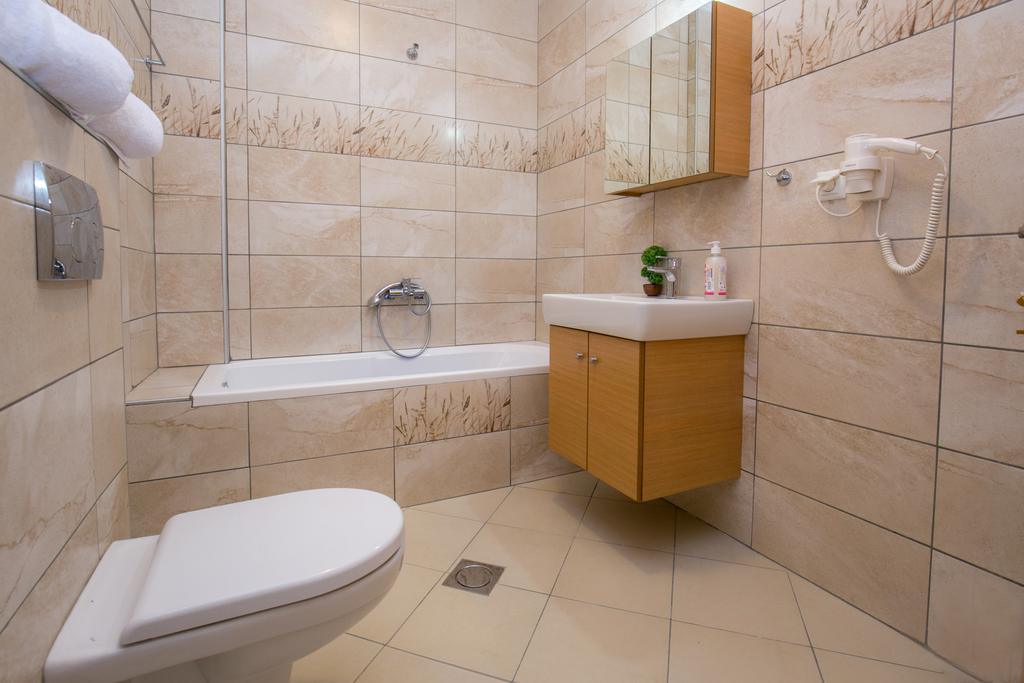 קואינירה Aphrodite Villas מראה חיצוני תמונה