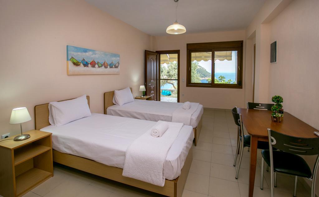 קואינירה Aphrodite Villas מראה חיצוני תמונה