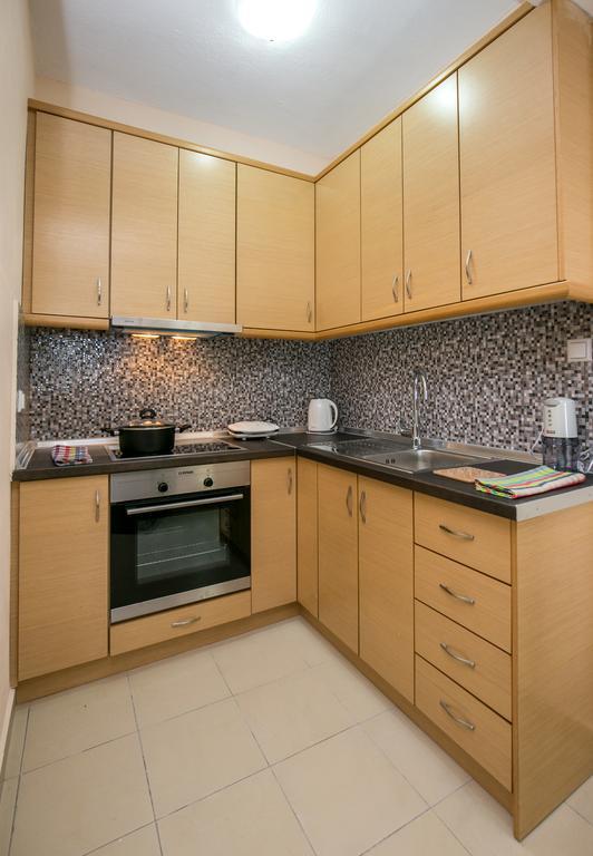 קואינירה Aphrodite Villas מראה חיצוני תמונה