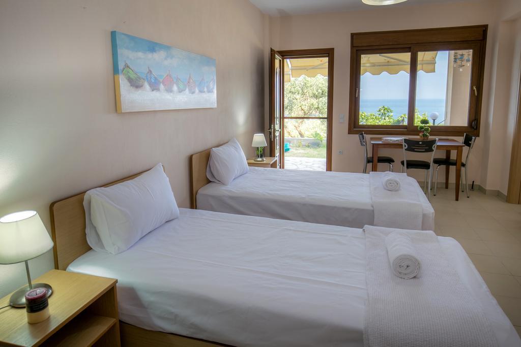 קואינירה Aphrodite Villas מראה חיצוני תמונה