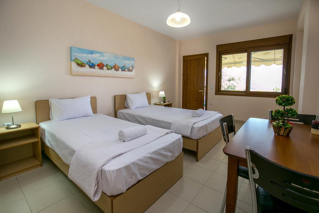 קואינירה Aphrodite Villas מראה חיצוני תמונה
